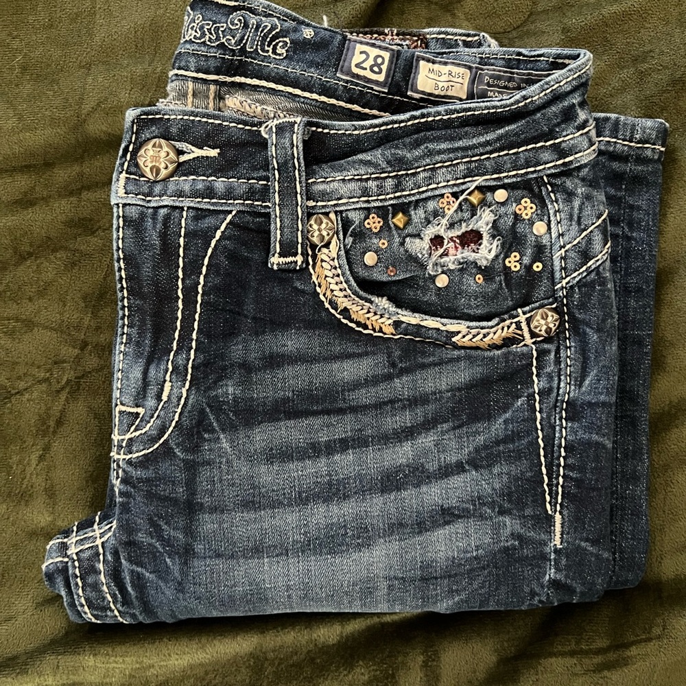 Miss Me mid rise boot cut jeans size 28x34